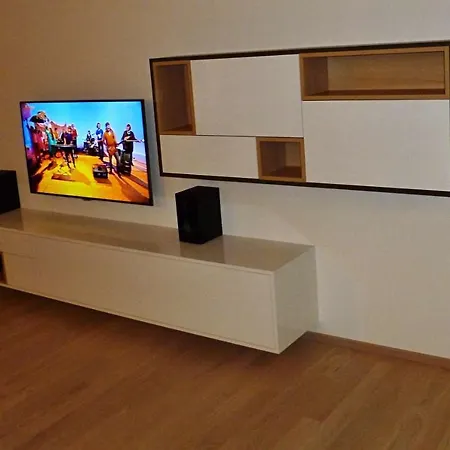 Apartman 2+kk - 2 Bedrooms With Kitchen * Zlín